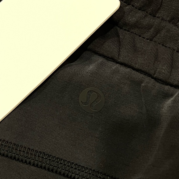 Lululemon Soft stream High Rise Straight Legged Cropped 24” - Picture 6 of 6